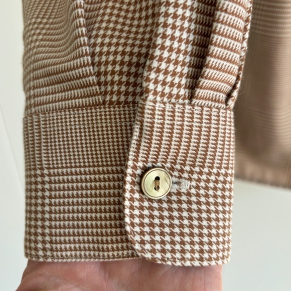 Foxcroft wrinkle free cotton blend button down long sleeve shirt size 8 - Picture 5 of 16